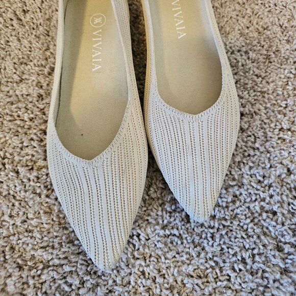 Vivaia Cream Flats size 38 - Picture 1 of 4